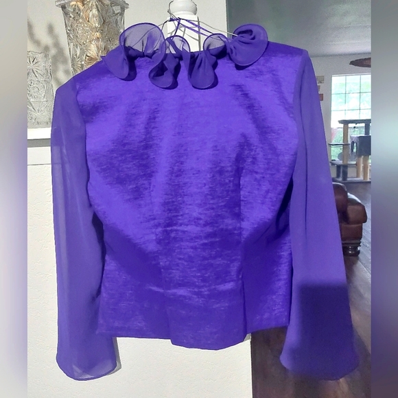 Elegant Purple Shiney Blouse Sz 8 by J.R. EVENINGS 0130 - Picture 2 of 9